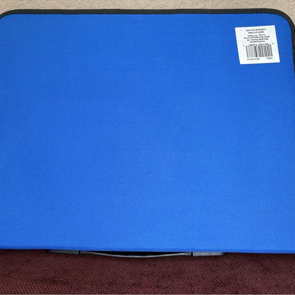 Black and Blue Hardcover Zippered Sketchbook Binder - Picture 6 of 12